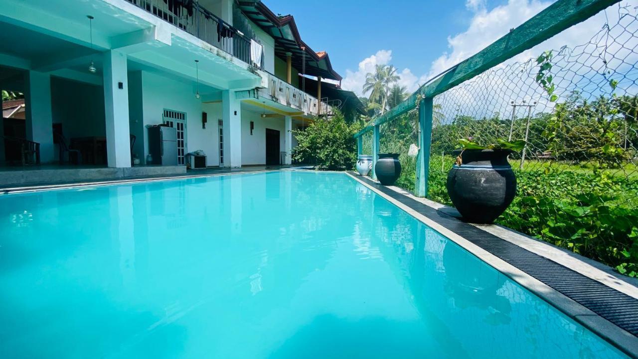 Royal Ace Unawatuna Exteriör bild
